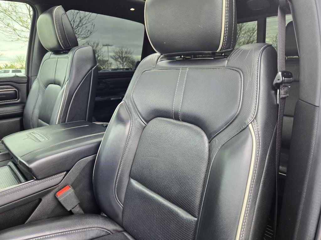 2021 RAM 1500 Limited Crew Cab 4x4 5'7" Box