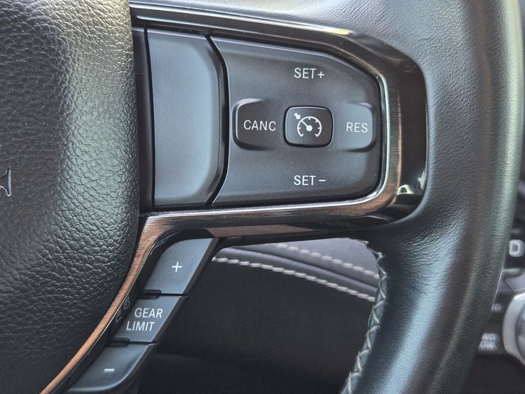 2022 RAM 1500 Limited Crew Cab 4x4 5'7" Box