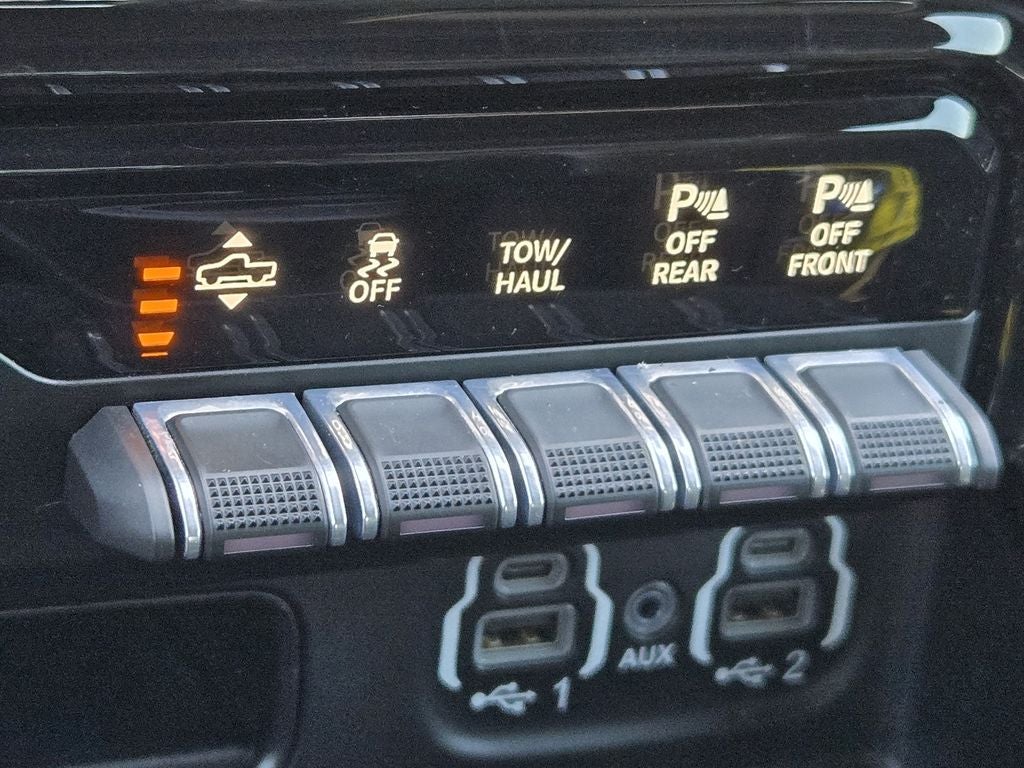 2022 RAM 1500 Limited Crew Cab 4x4 5'7" Box