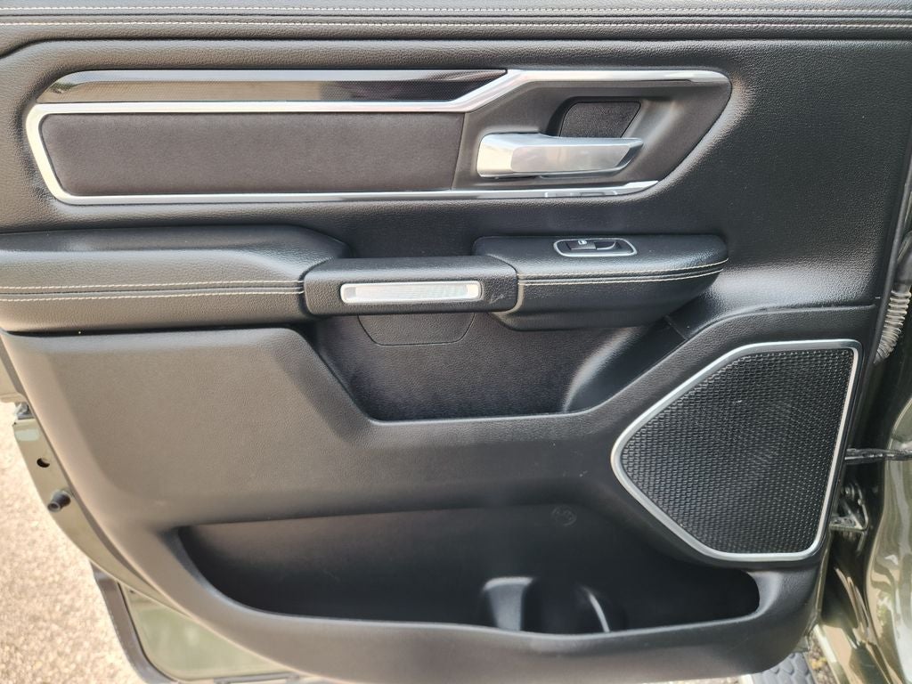 2021 RAM 1500 Laramie Crew Cab 4x4 5'7" Box