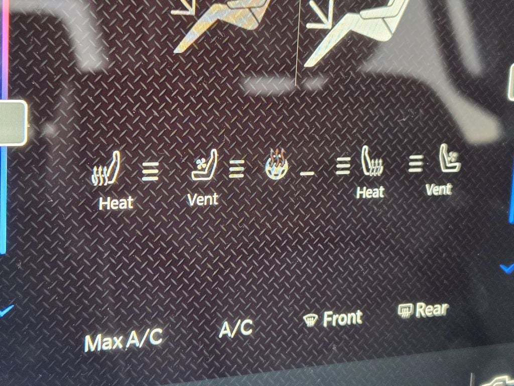 2024 RAM 1500 Laramie Crew Cab 4x4 5'7" Box