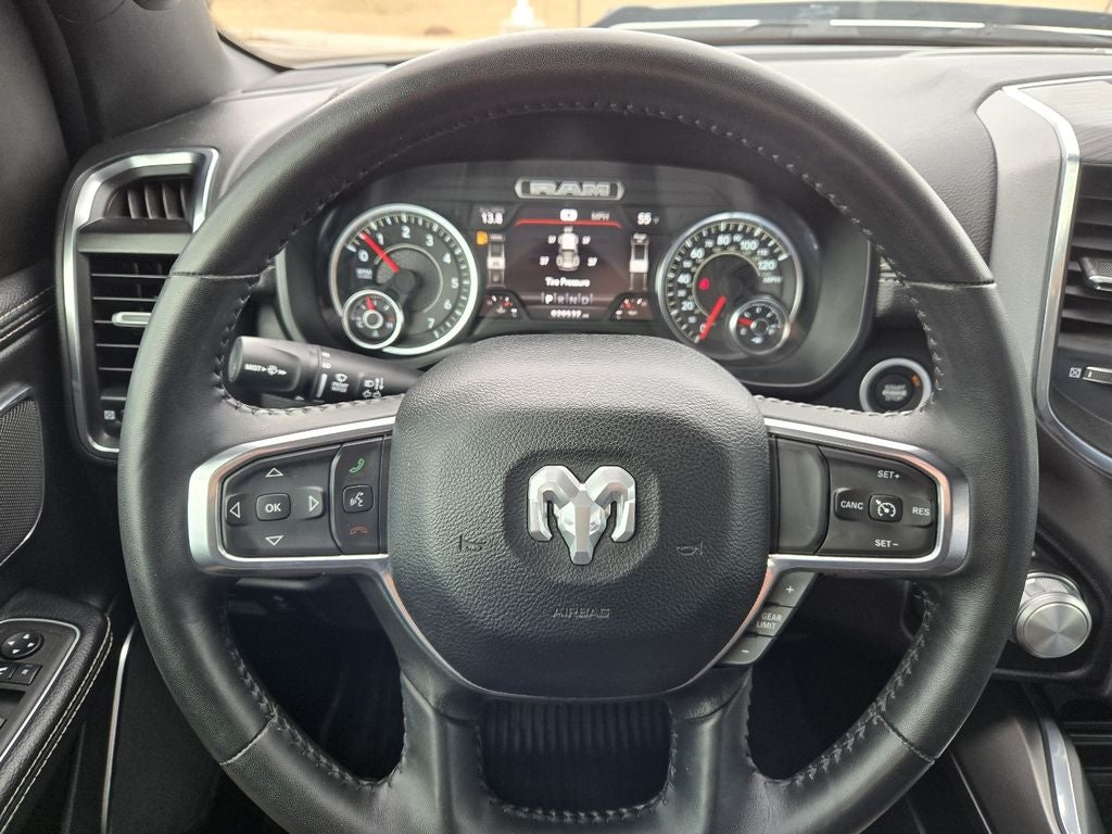 2024 RAM 1500 Laramie Crew Cab 4x4 5'7" Box