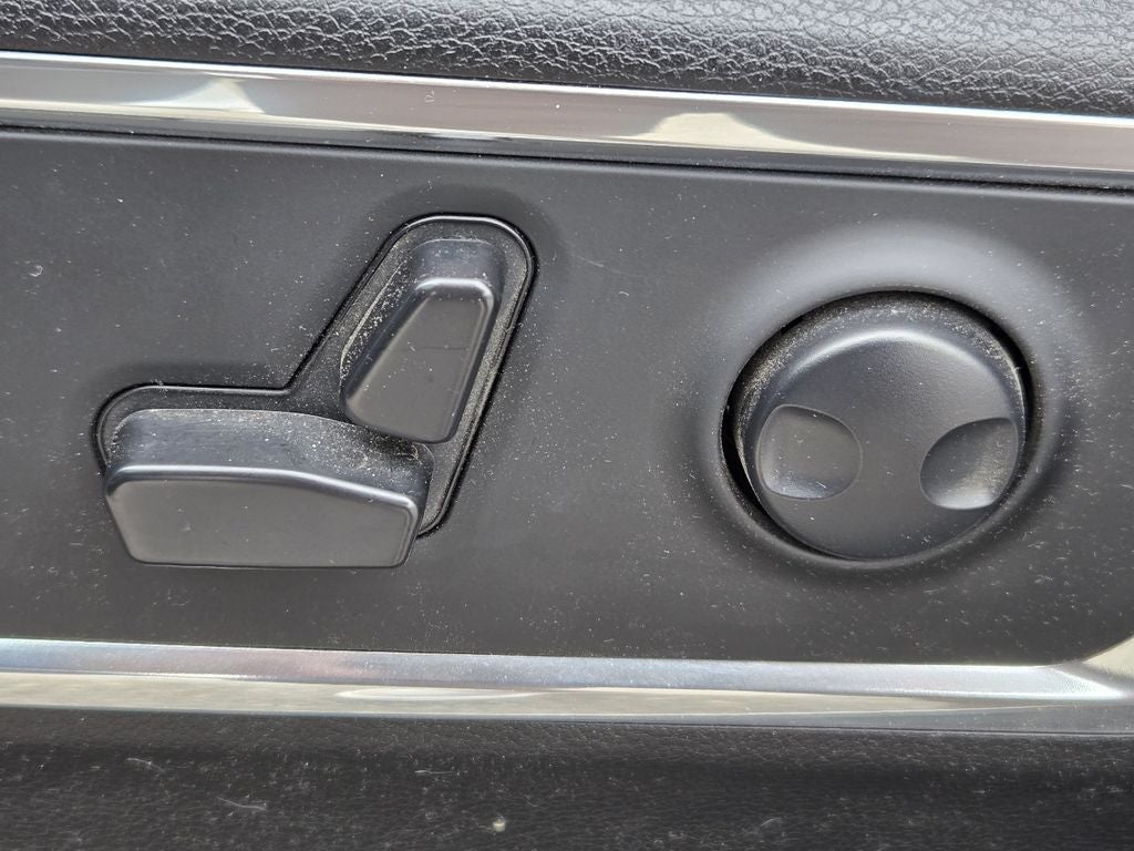 2024 RAM 1500 Laramie Crew Cab 4x4 5'7" Box