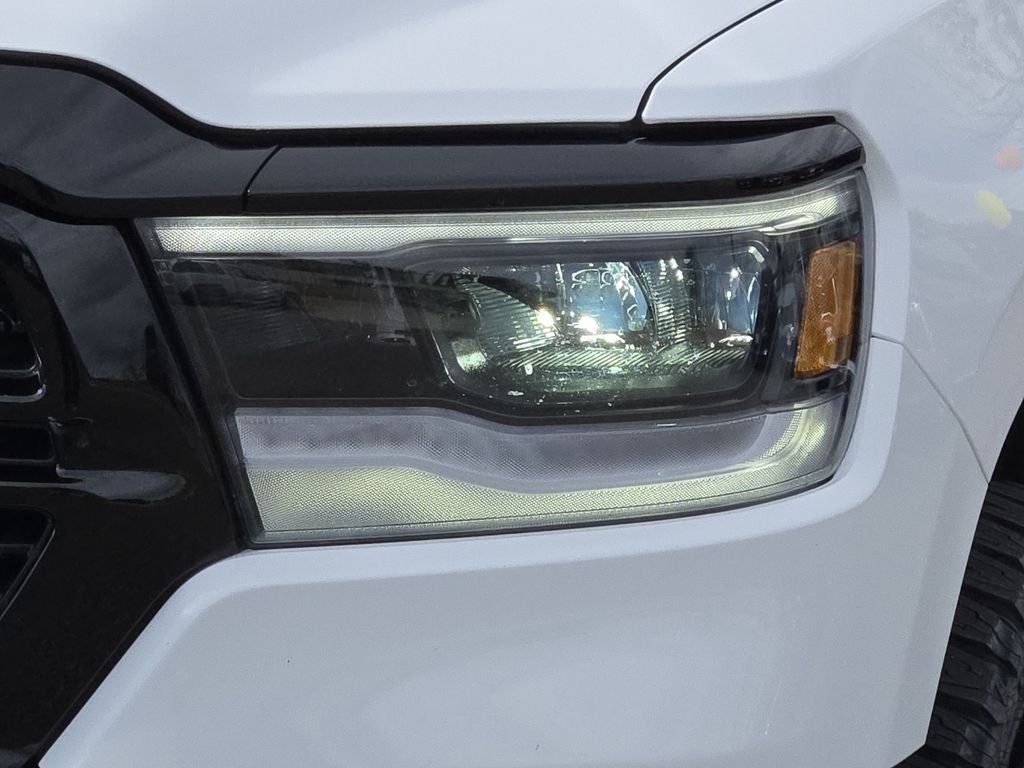 2024 RAM 1500 Laramie Crew Cab 4x4 5'7" Box