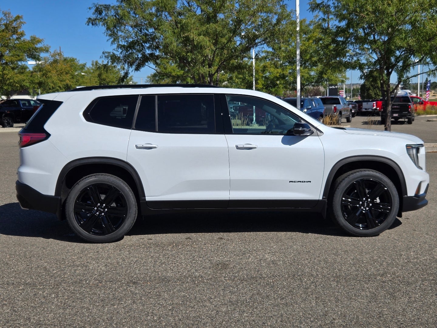2027 GMC Acadia Elevation