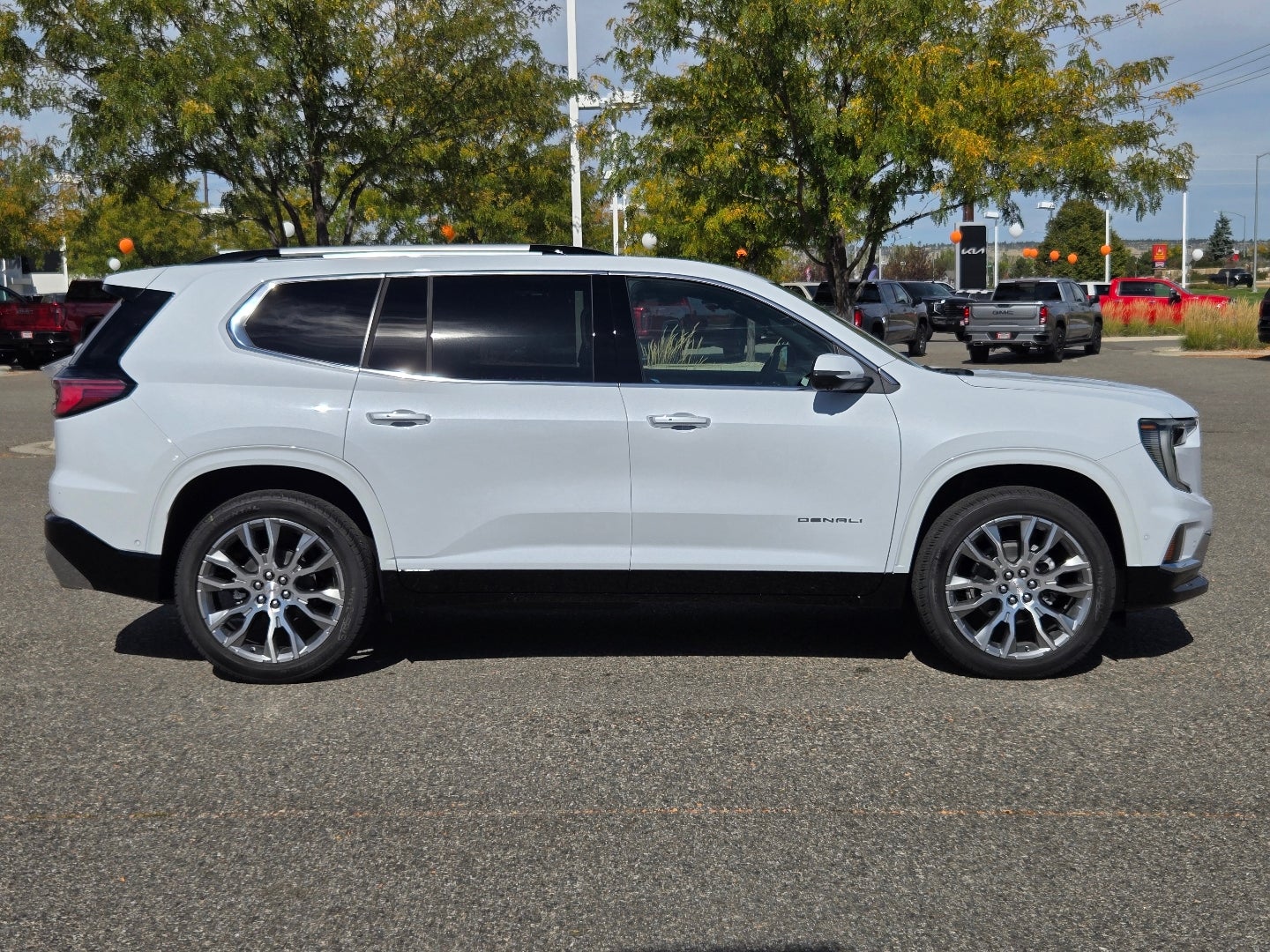 2027 GMC Acadia Denali