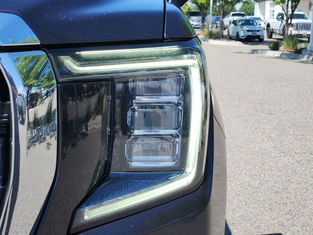 2024 GMC Yukon SLT