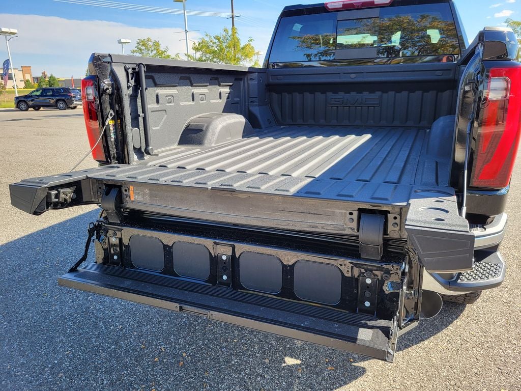 2025 GMC Sierra 2500 HD SLT