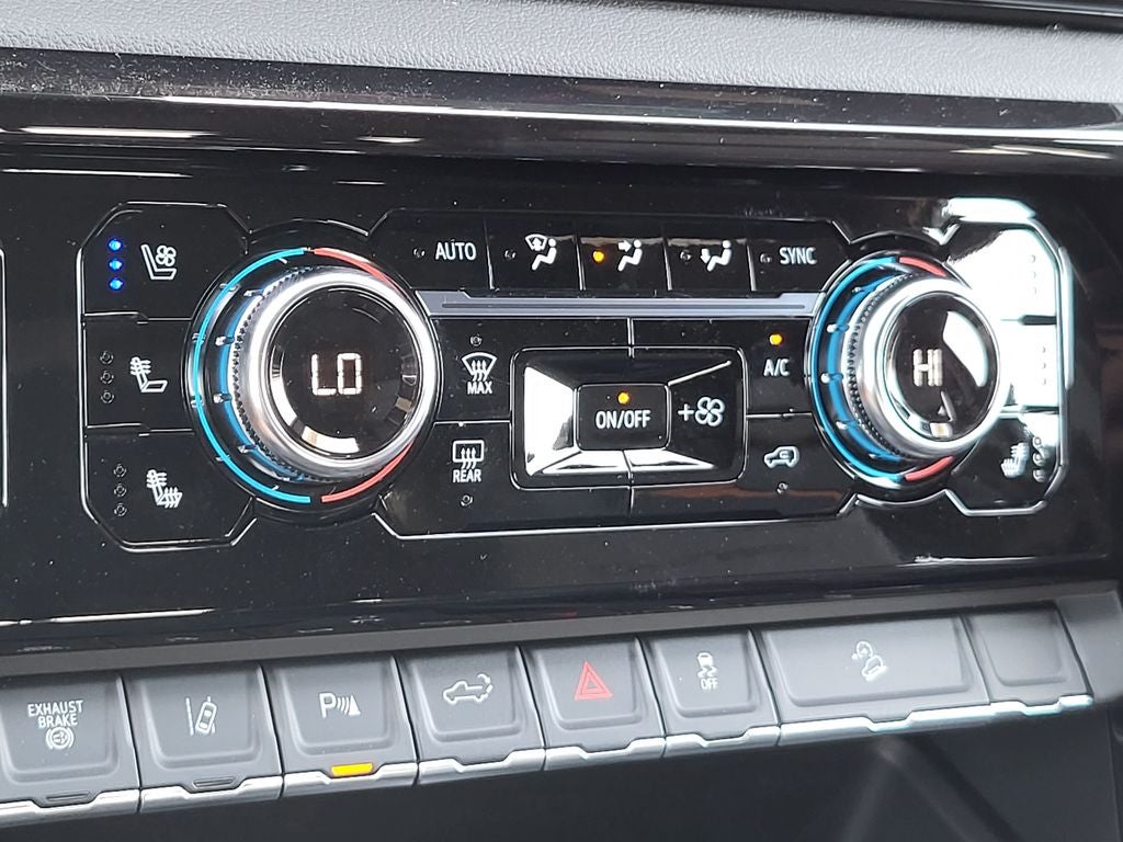 2025 GMC Sierra 2500 HD AT4