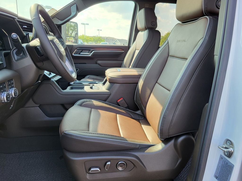 2025 GMC Sierra 2500 HD Denali