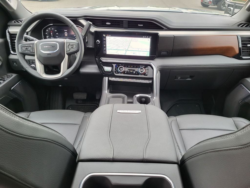 2025 GMC Sierra 2500 HD Denali