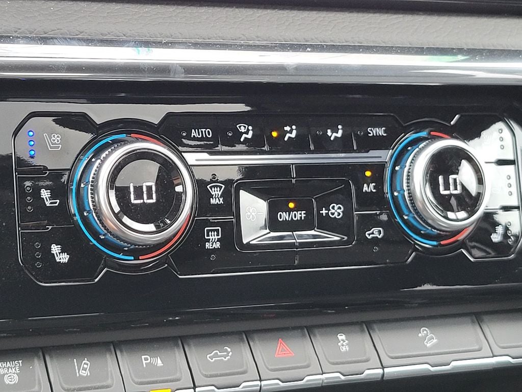 2025 GMC Sierra 2500 HD Denali