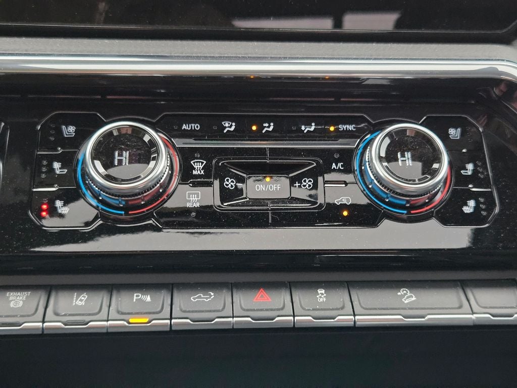 2025 GMC Sierra 2500 HD Denali