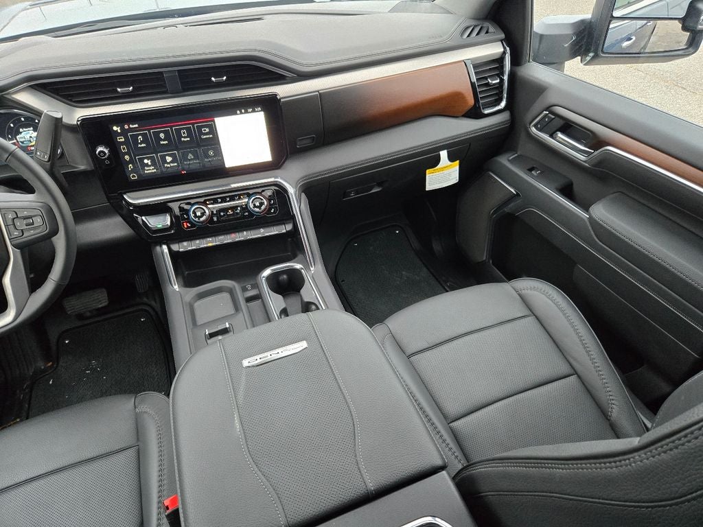 2025 GMC Sierra 2500 HD Denali