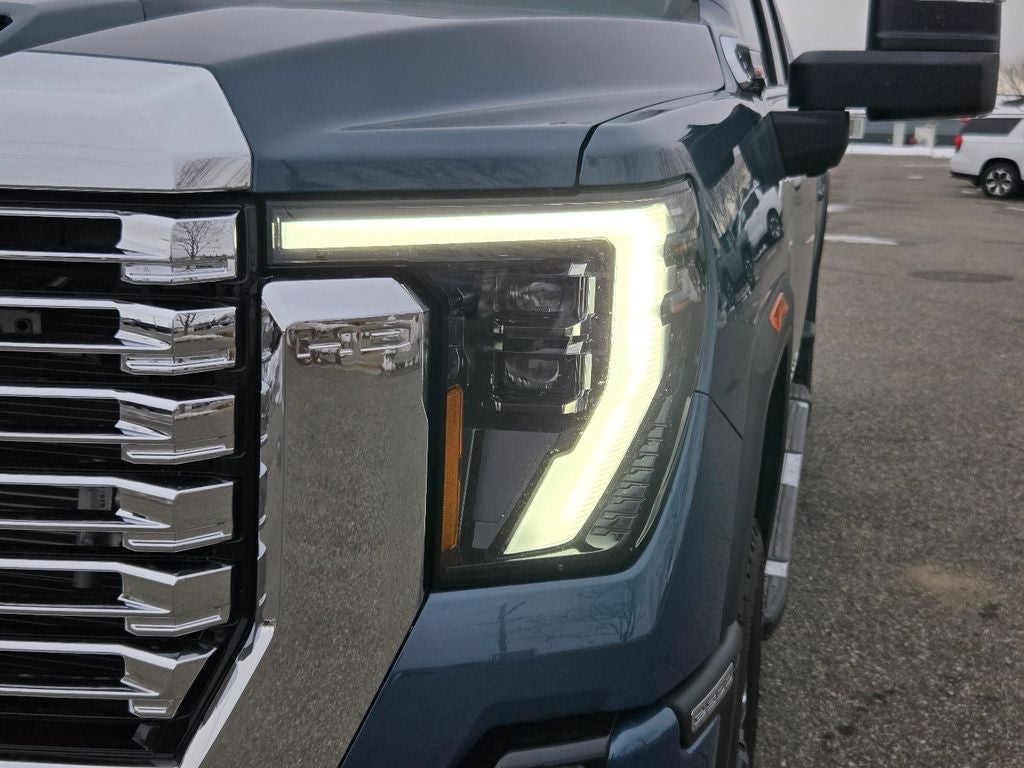 2025 GMC Sierra 2500 HD Denali