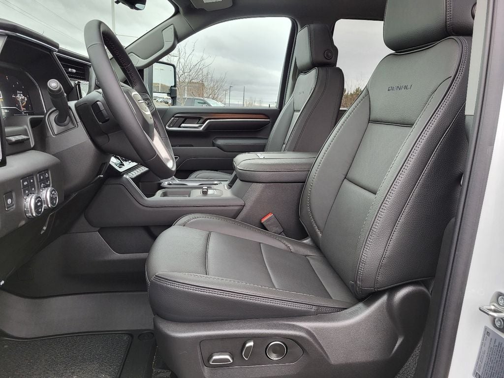 2025 GMC Sierra 2500 HD Denali