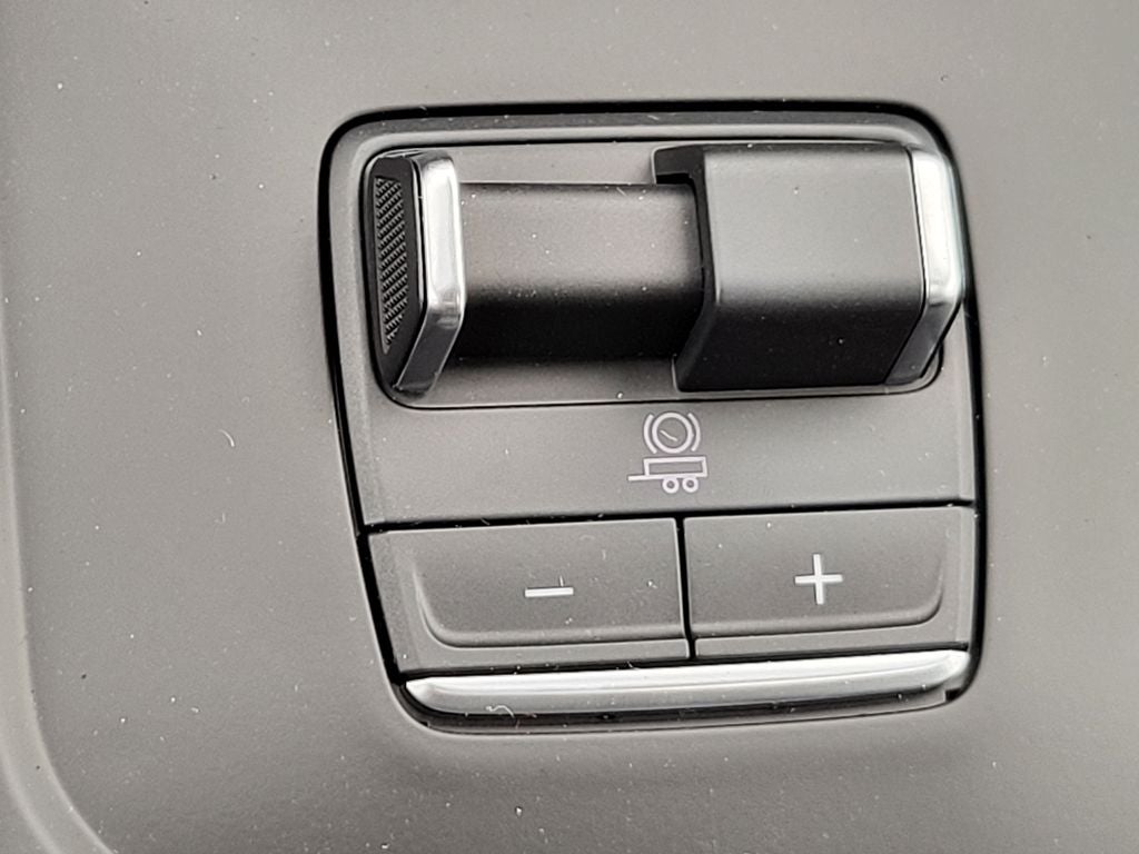 2025 GMC Sierra 3500 HD AT4