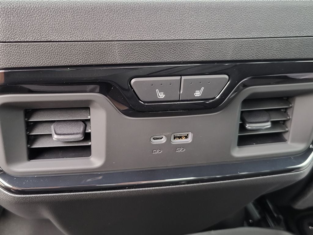 2025 GMC Sierra 3500 HD AT4