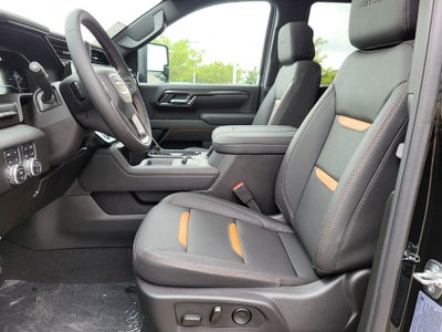 2025 GMC Sierra 3500 HD AT4