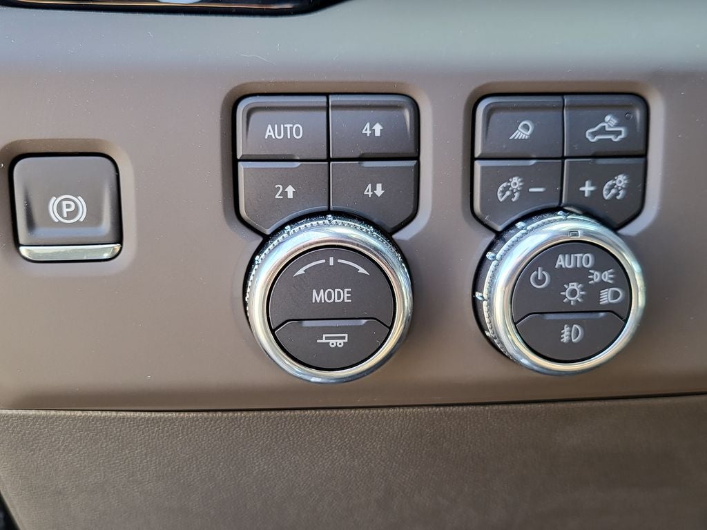 2025 GMC Sierra 3500 HD Denali