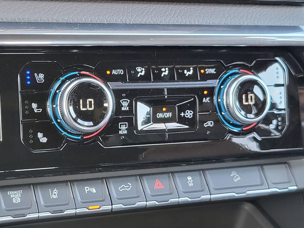 2025 GMC Sierra 3500 HD Denali