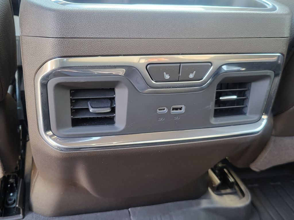 2025 GMC Sierra 3500 HD Denali