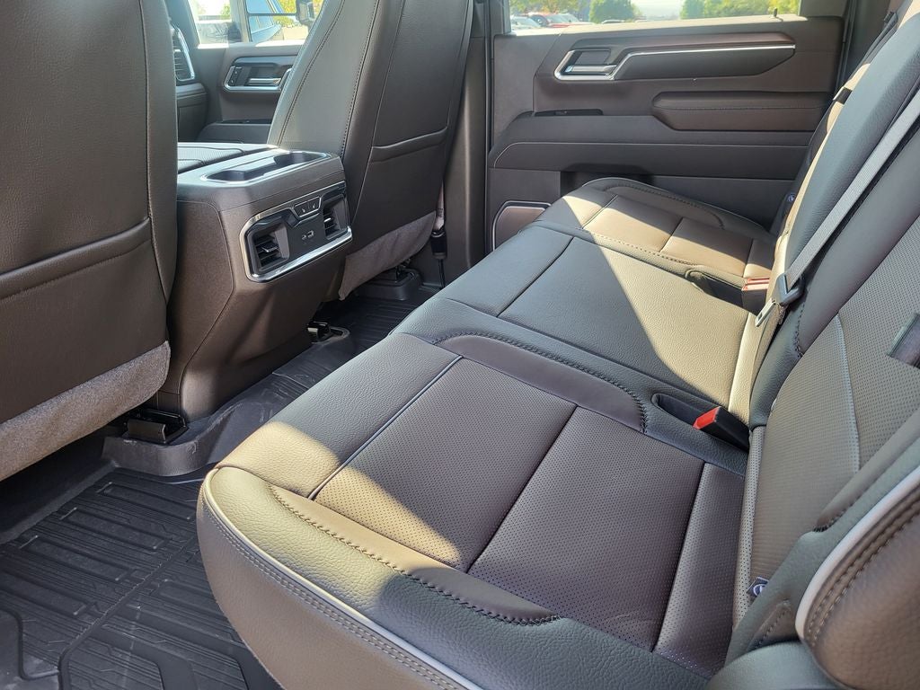 2025 GMC Sierra 3500 HD Denali