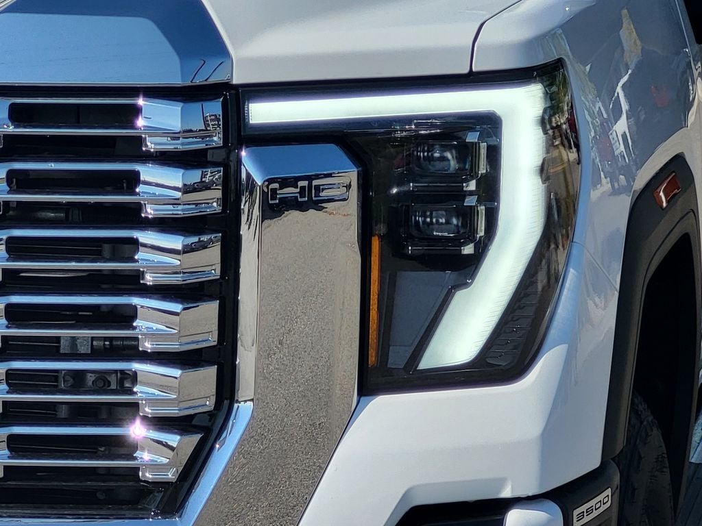 2025 GMC Sierra 3500 HD Denali