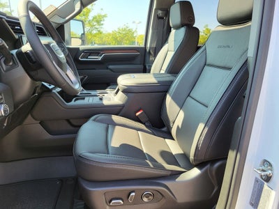 2025 GMC Sierra 3500 HD Denali