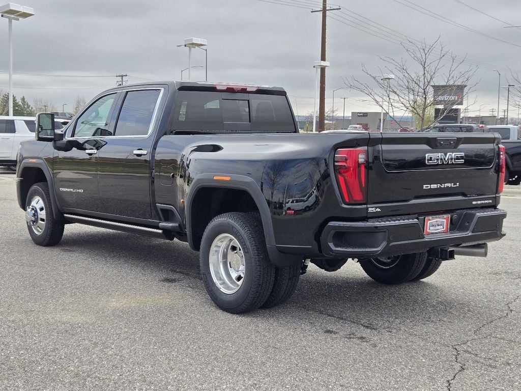2026 GMC Sierra 3500 HD Denali Ultimate DRW