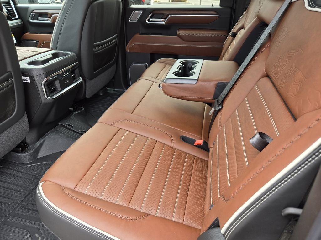 2026 GMC Sierra 3500 HD Denali Ultimate DRW