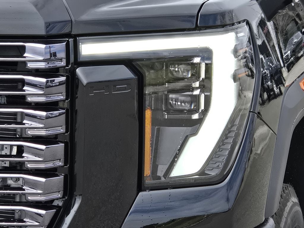 2026 GMC Sierra 3500 HD Denali Ultimate DRW