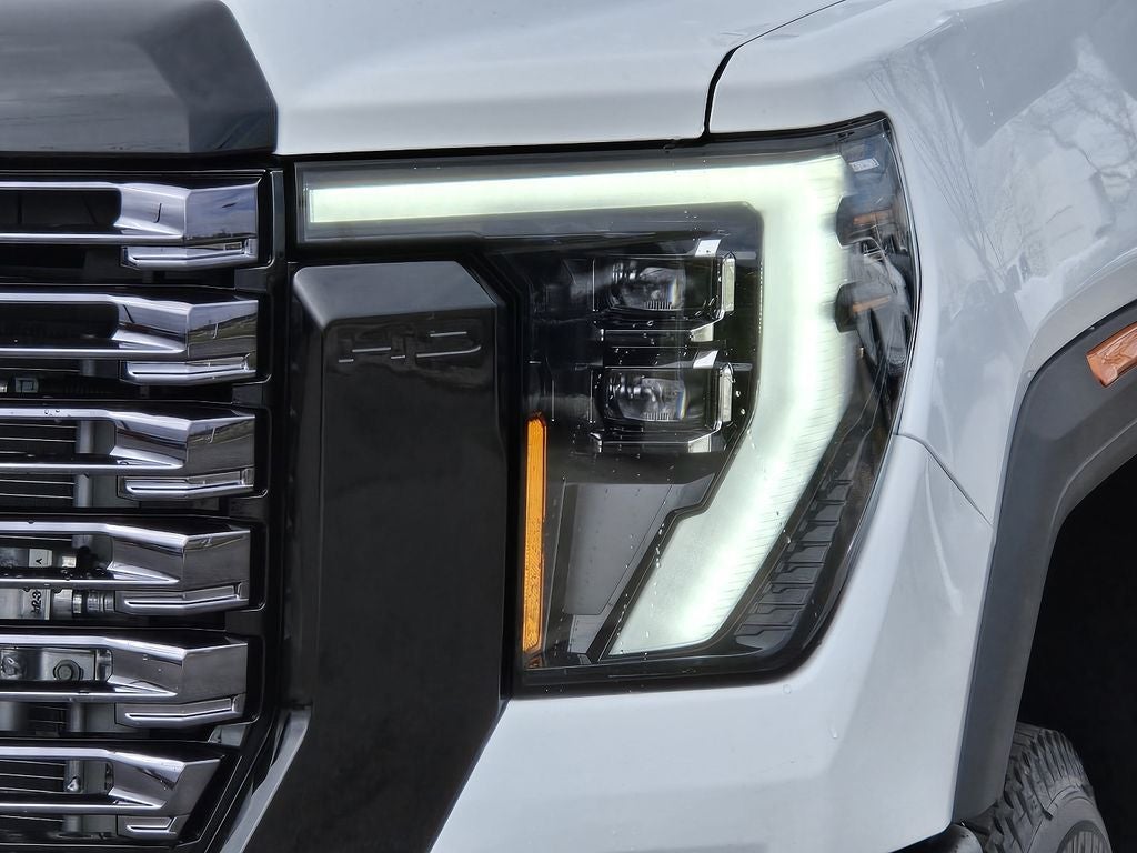 2026 GMC Sierra 3500 HD Denali Ultimate DRW