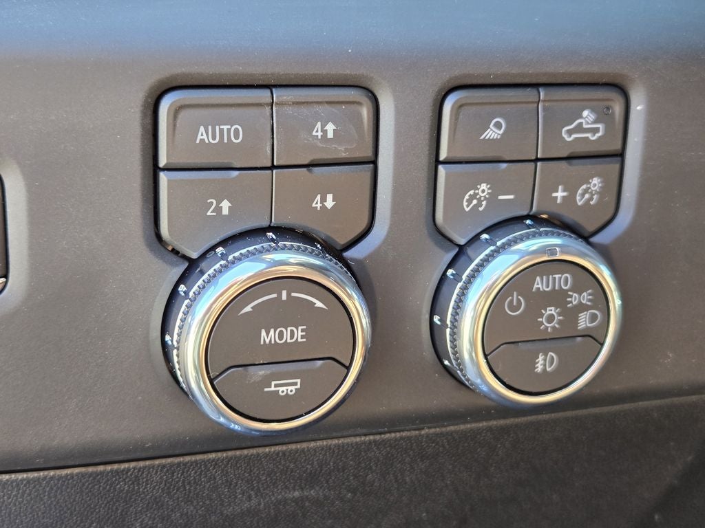 2026 GMC Sierra 3500 HD Denali Ultimate DRW