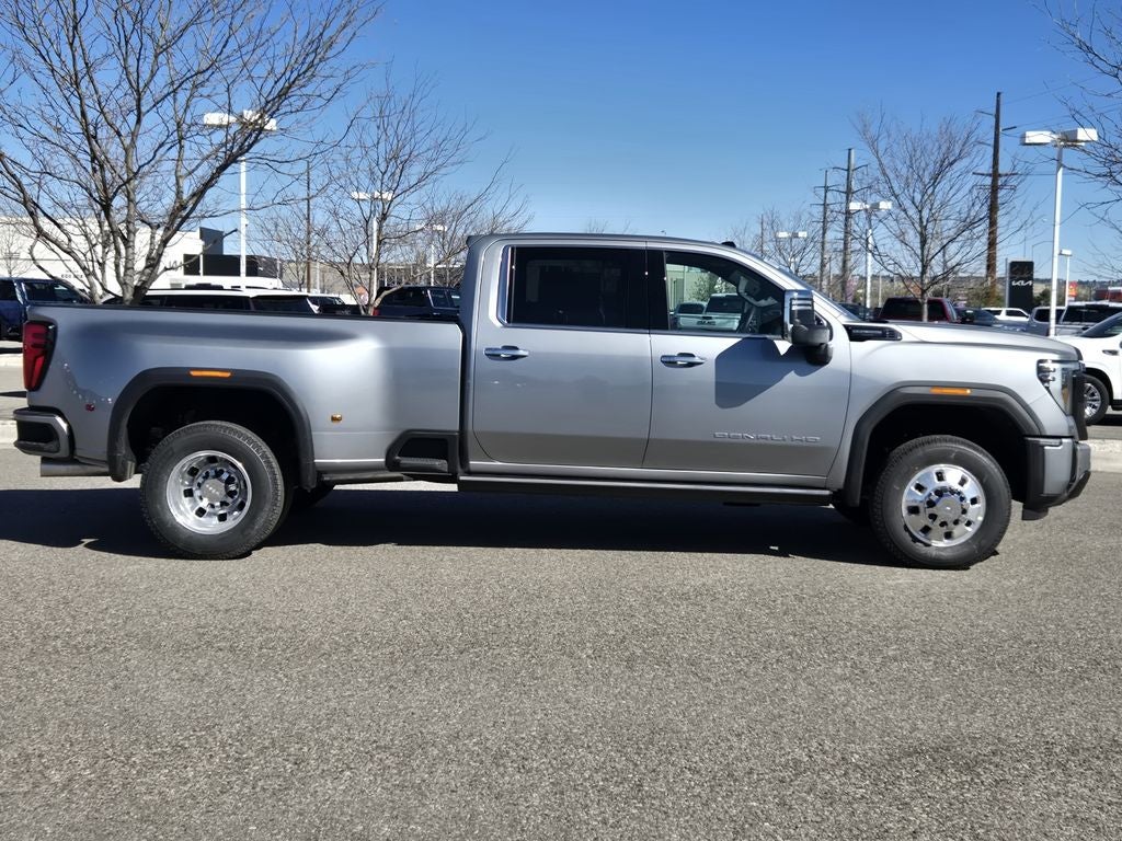 2026 GMC Sierra 3500 HD Denali Ultimate DRW