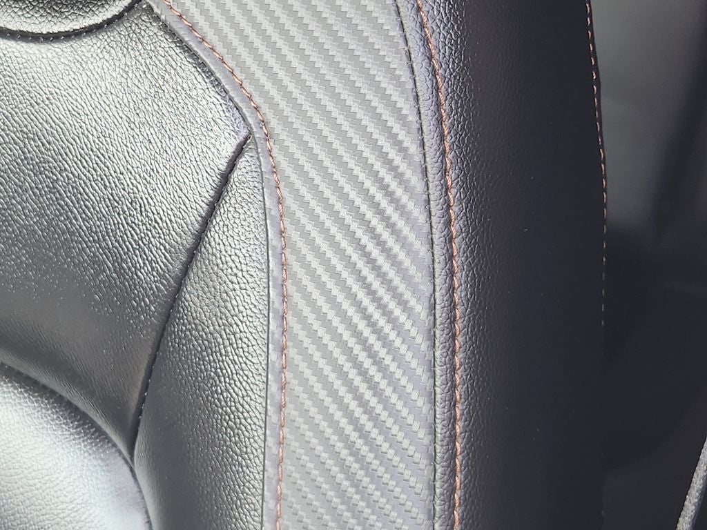 2022 GMC Canyon 4WD AT4 w/Leather