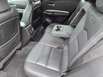 2024 Cadillac XT4 Premium Luxury