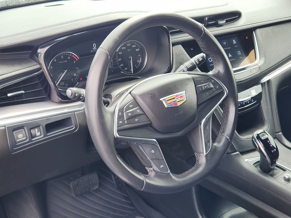 2023 Cadillac XT5 Luxury