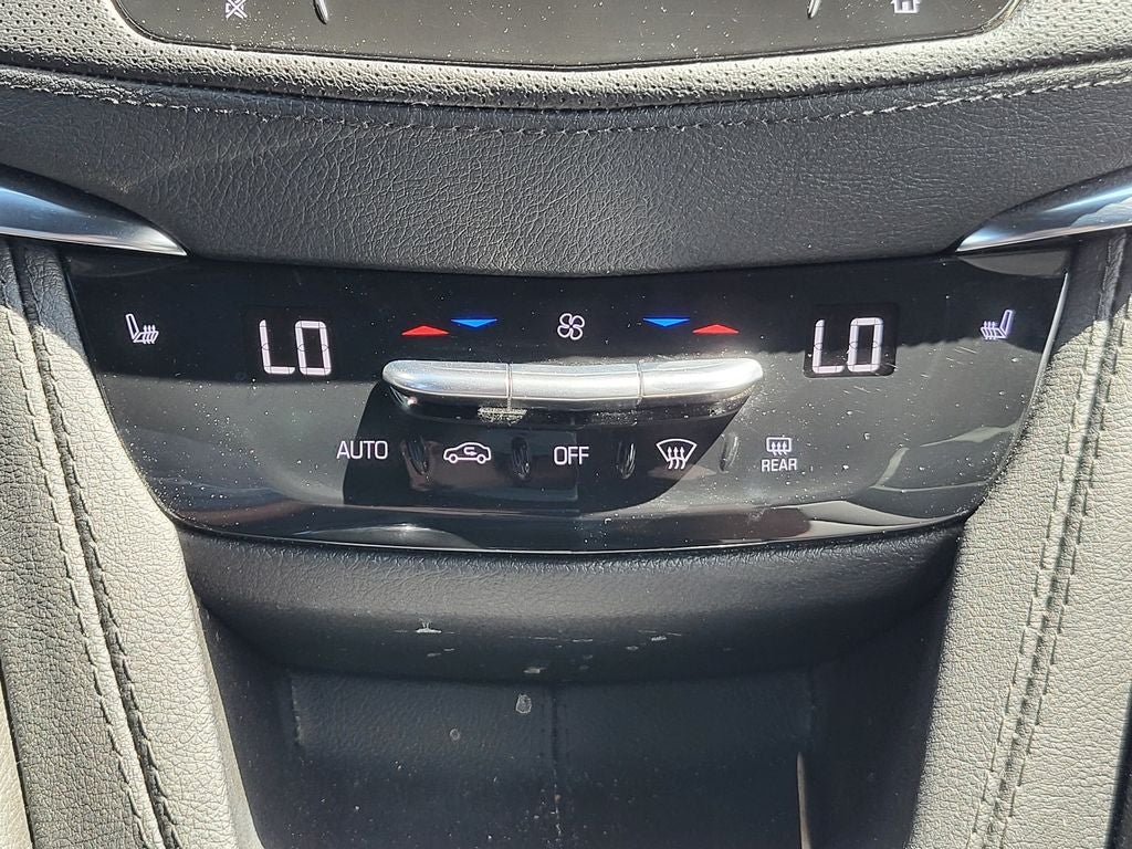 2023 Cadillac XT5 Luxury
