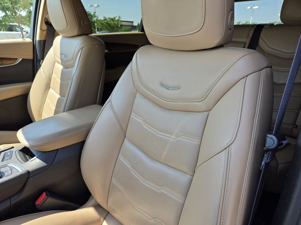 2022 Cadillac XT5 Sport