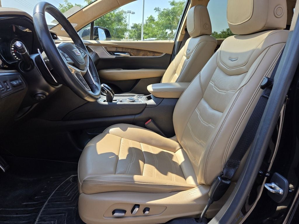 2022 Cadillac XT5 Sport