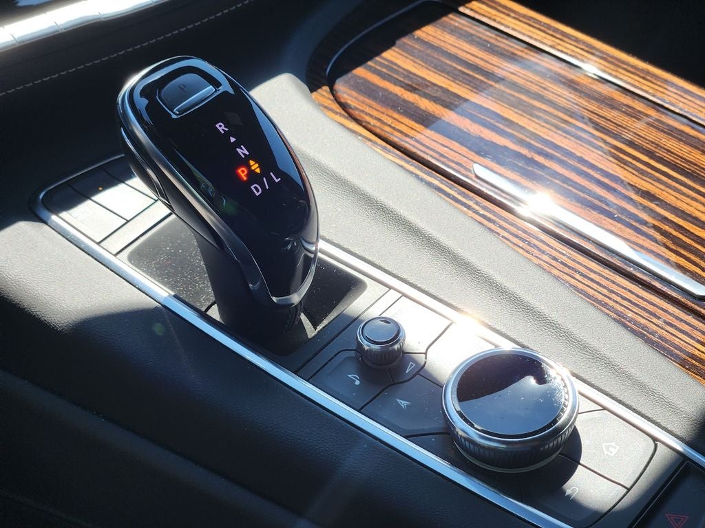 2022 Cadillac Escalade Luxury