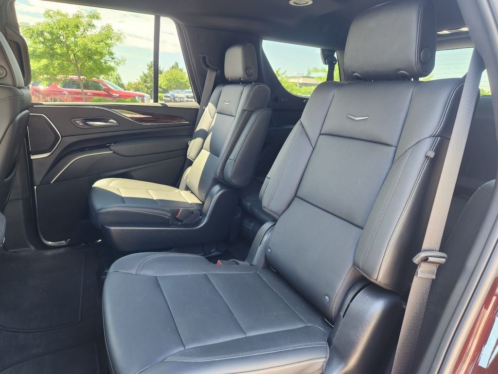 2022 Cadillac Escalade Luxury