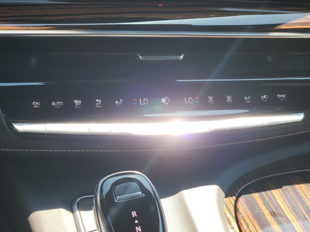 2022 Cadillac Escalade Luxury
