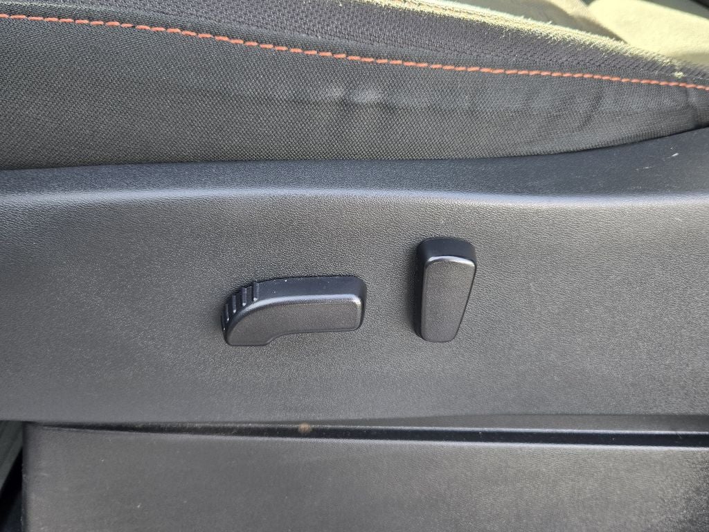 2023 Nissan Frontier Crew Cab PRO-4X 4x4