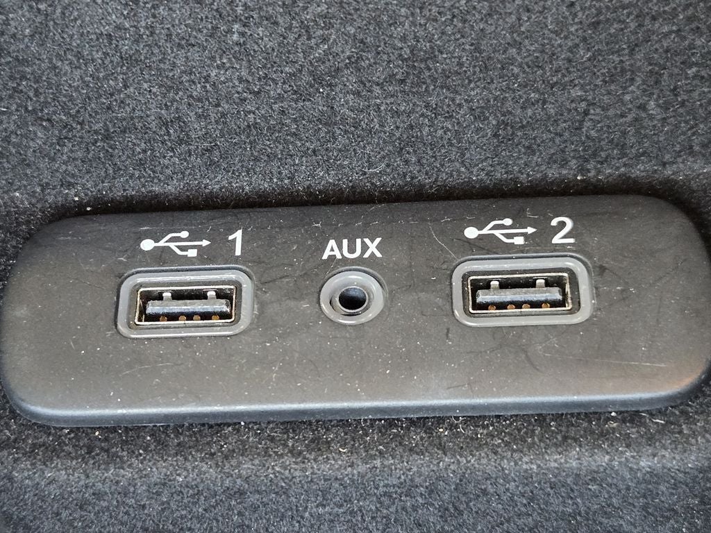 2021 Chrysler 300 Touring L AWD