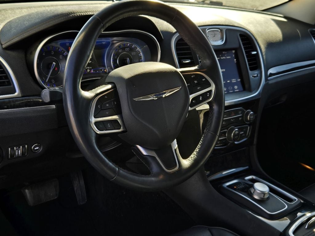 2021 Chrysler 300 Touring L AWD