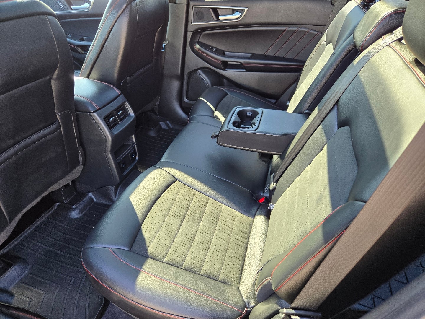 2023 Ford Edge ST-Line