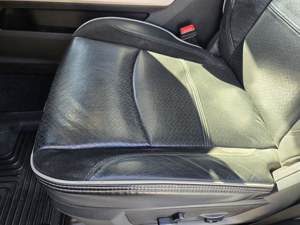 2019 RAM 3500 Laramie Crew Cab 4x4 6'4" Box