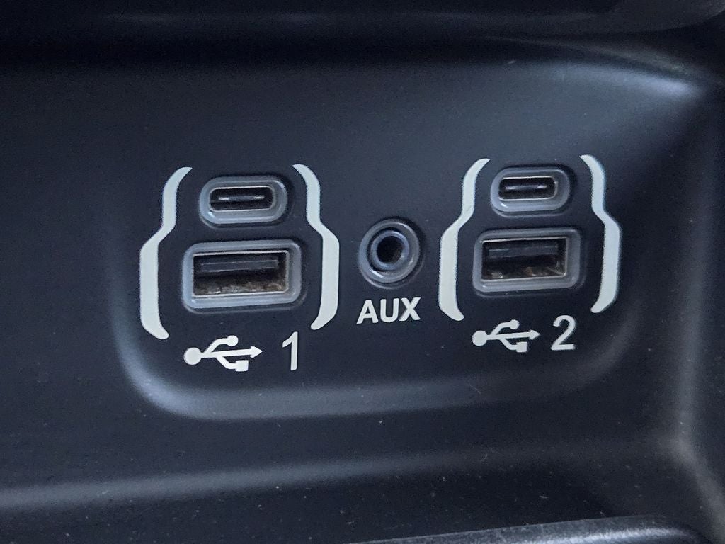 2019 RAM 3500 Laramie Crew Cab 4x4 6'4" Box